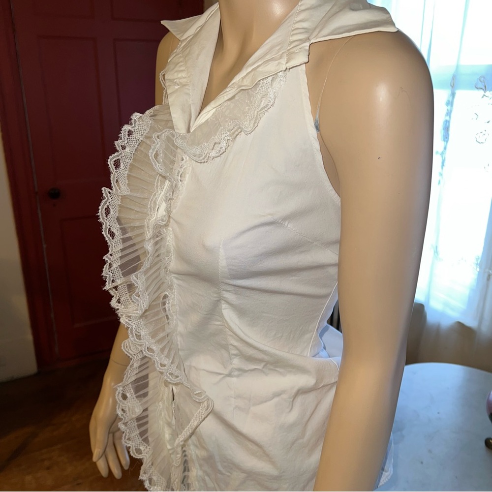 Vintage 90s ruffle sleeveless tuxedo blouse
